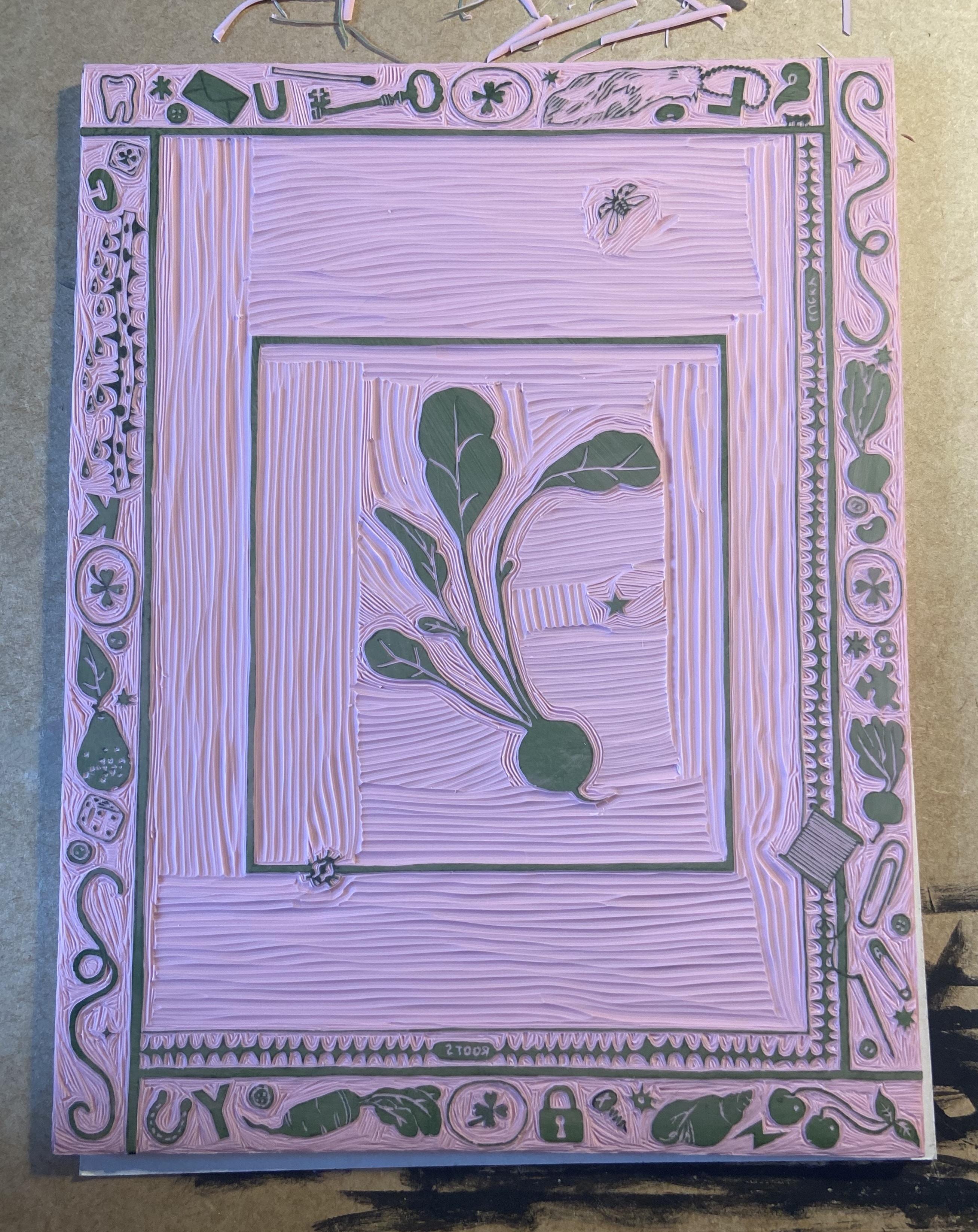 Lucky Roots Lino